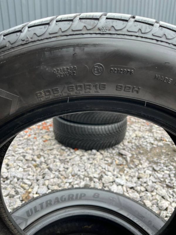 Шини пара GOODYEAR ULTRA GRIP 8 205/60/R16 зима резина