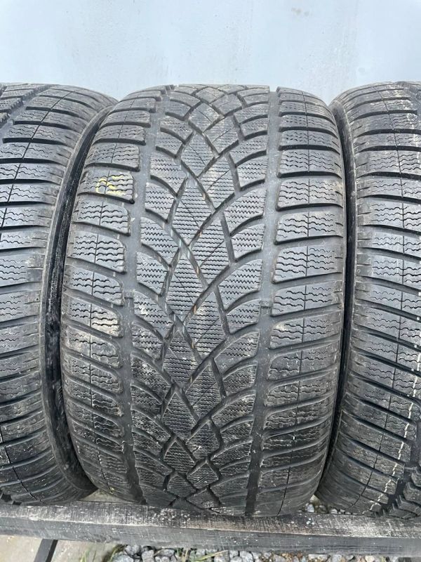 Шини комплект Dunlop 295/30 r19 зима резина