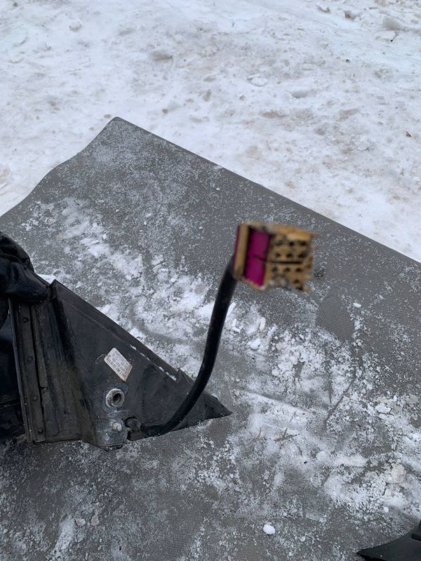 Дзеркало заднього виду ліве УЦІНКА