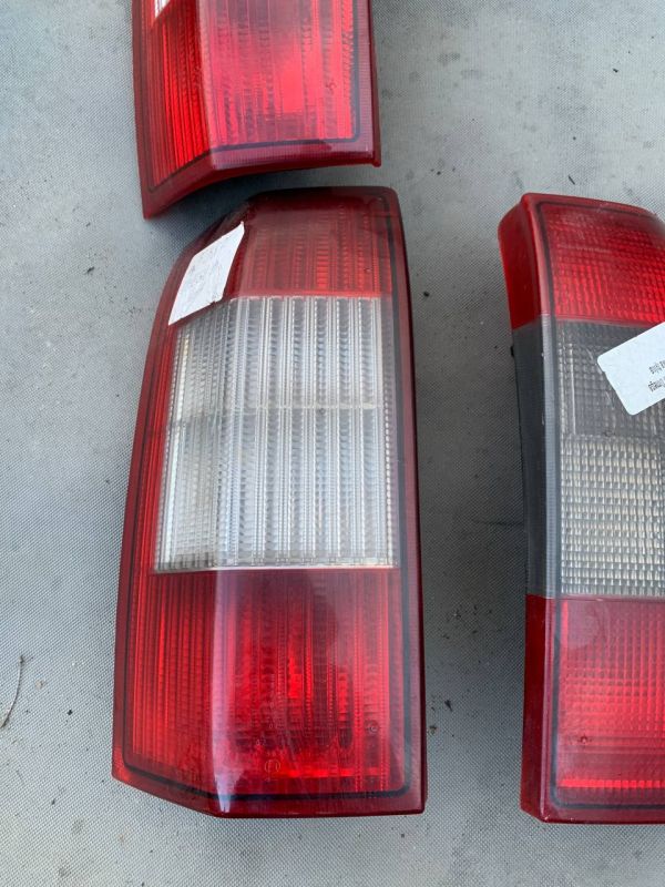 Ліхтар стоп фонарь задній лівий Опель омега Opel Omega універсал 