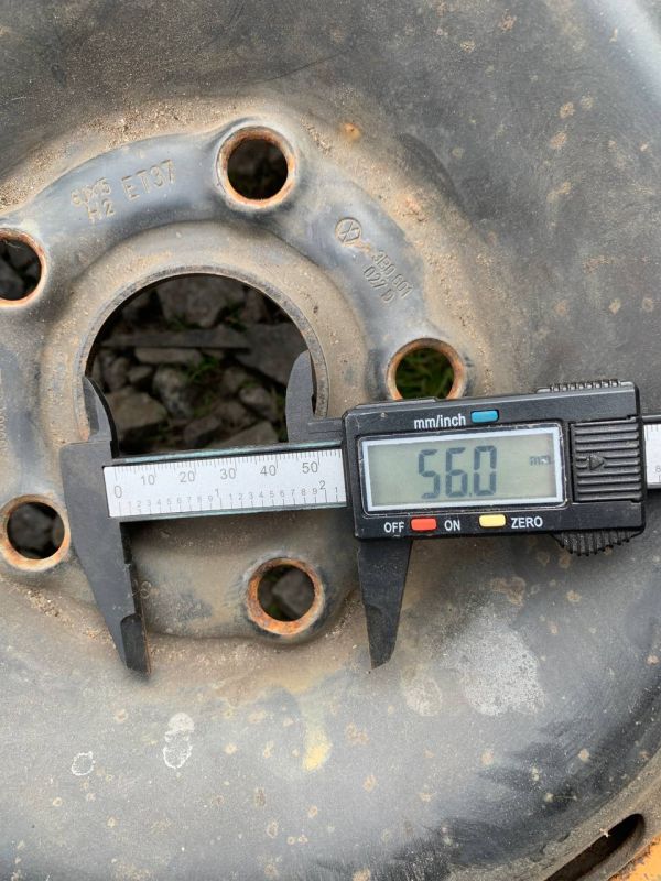 Диски сталеві пара  WAG VW PASSAT B5 ET37 R15 Розболтовка 5x112 6Jx15H2