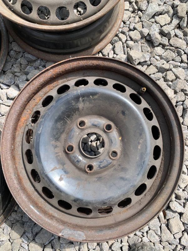 Диски металеві комплект 5х112 еt 45 R16 6J Audi Skoda Vw Golf V Touran Caddy Passat