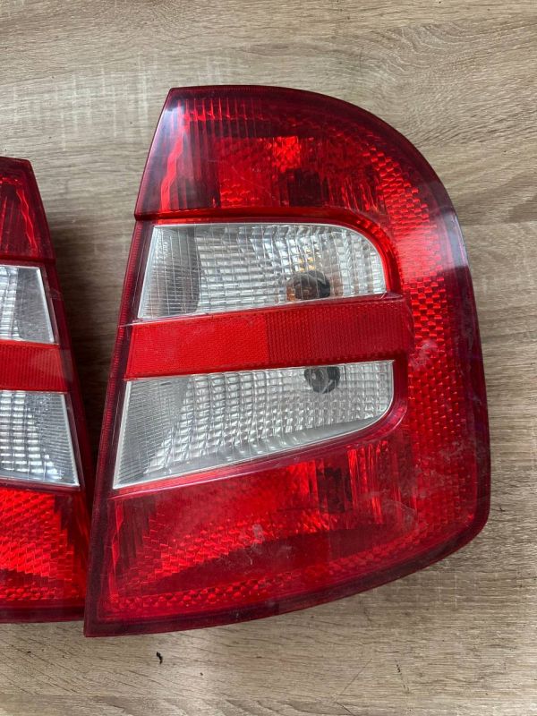Задні ліхтарі стопи лівий правий Skoda Fabia 1,Шкода Фабія 1 хетчбек З Платами