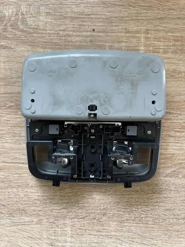 Плафон салона передній задній Hyundai Sonata NF 5 V 92850-3K0  92800/10-3KOXX