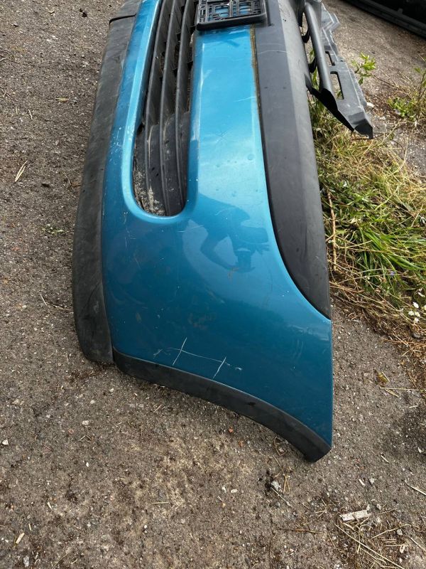 Передній бампер для Opel Corsa C