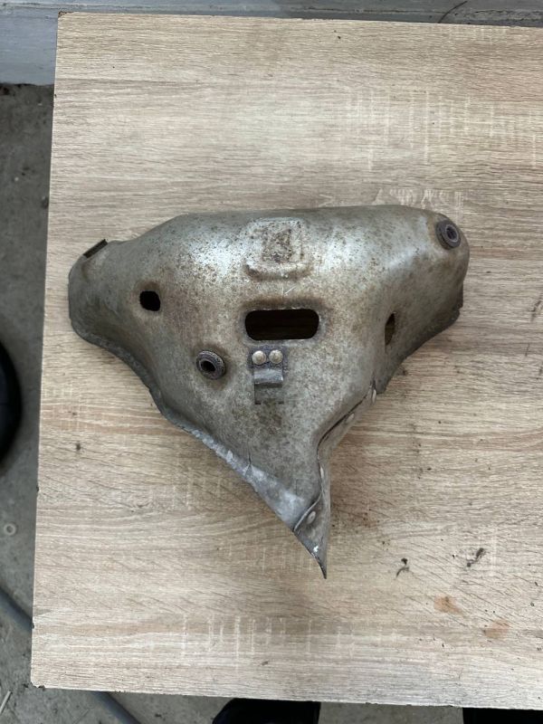 Б/У Колектор випускний -08 2851025280 Hyundai Sonata NF 04-09