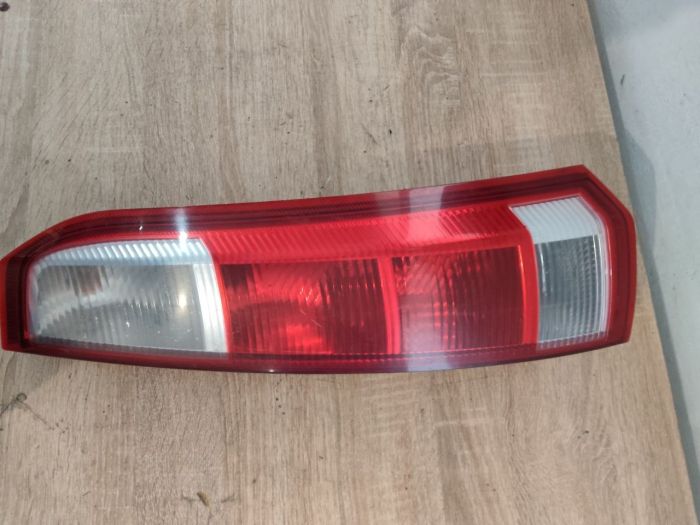 Ліхтар стоп лівий правий Opel Meriva A фонарь фара опель меріва а