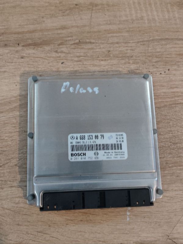 Блок керування двигуном (ЕБУ / ECU) A 668 153 00 79 Мерседес-Бенц Mercedes-Benz A-Class W168 А170